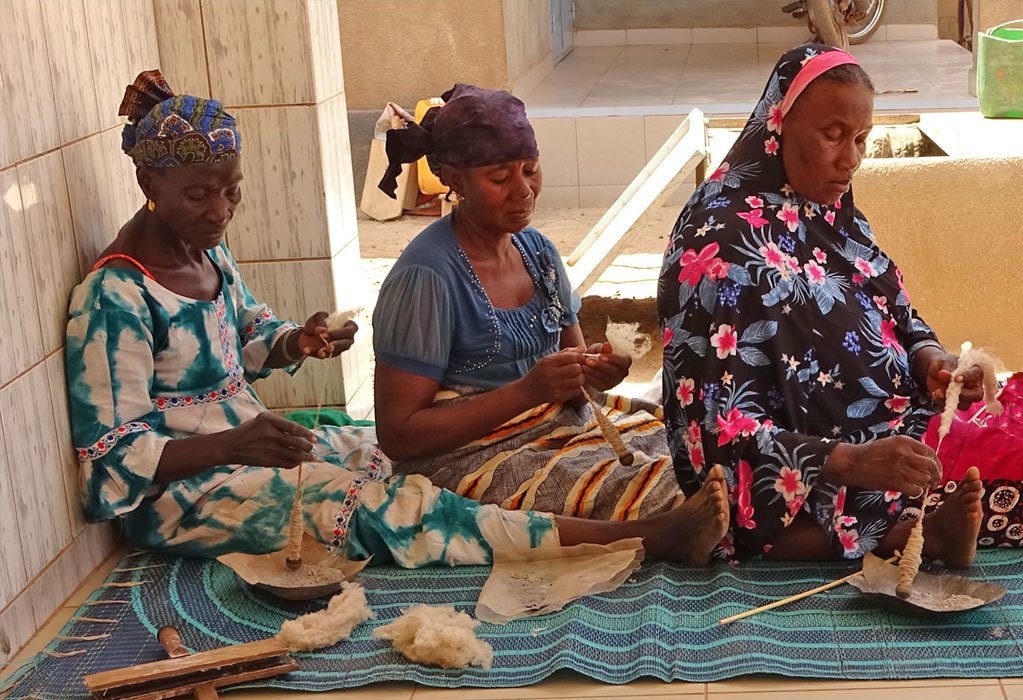 Marka Dafing women spinning wild silk in Burkina Faso. Photo by Laurence Douny. Courtesy of the Endangered Material Knowledge Programme.