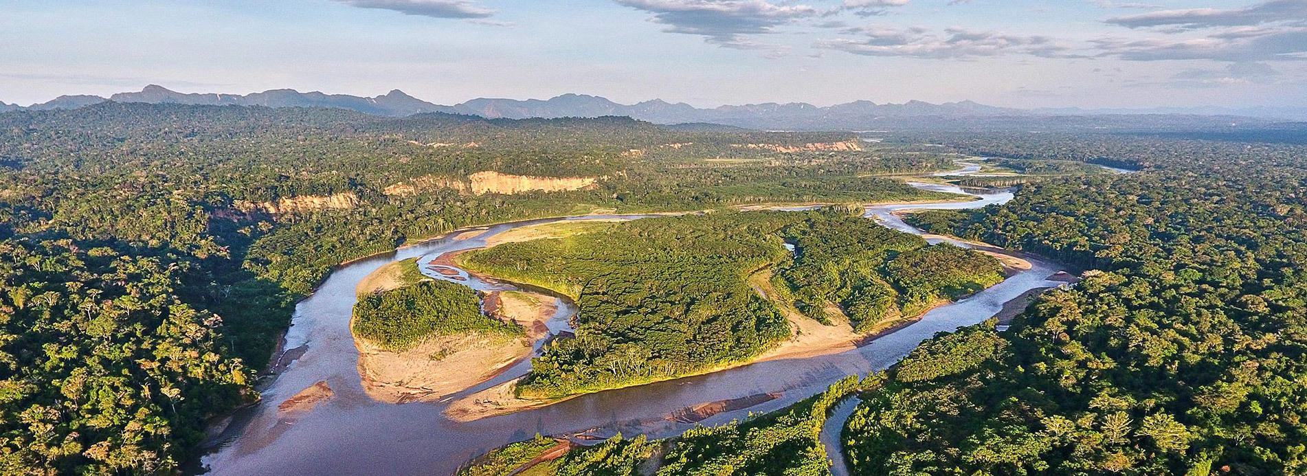 Río Tuichi in Madidi National Park, Bolivia. Courtesy of Omar Torrico, Wildlife Conservation Society.
