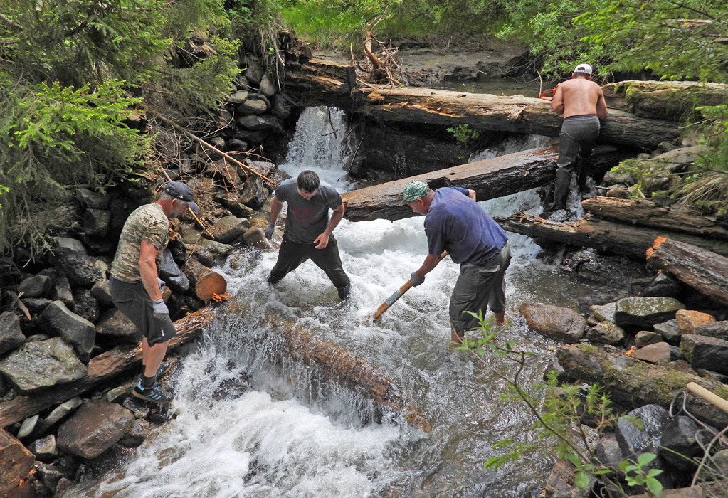 A dam being removed on the Bayurivka river. Courtesy of WWF Ukraine.